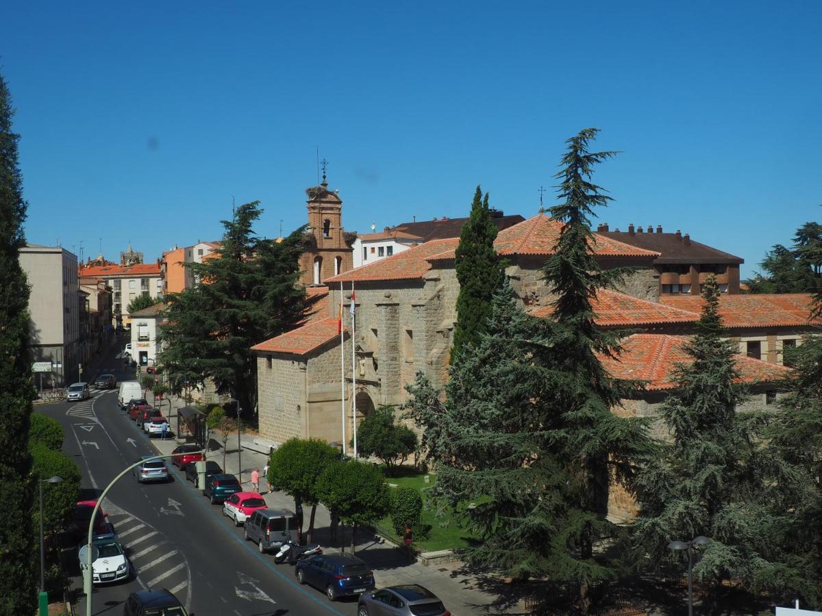 ホテル Ele Mirador De Santa Ana Ávila エクステリア 写真